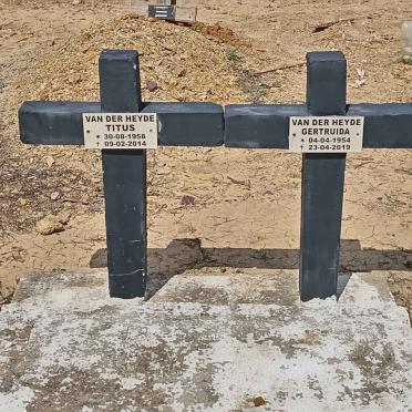 HEYDE Titus, van der 1958-2014 &amp; Gertruida 1954-2019