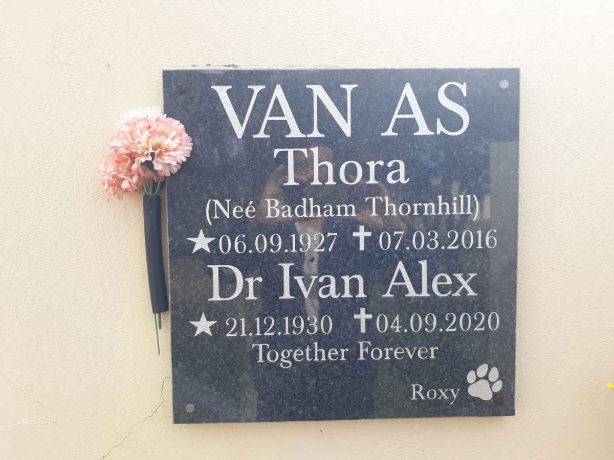 AS Ivan Alex, van 1930-2020 &amp; Thora BADHAM THORNHILL 1927-2016