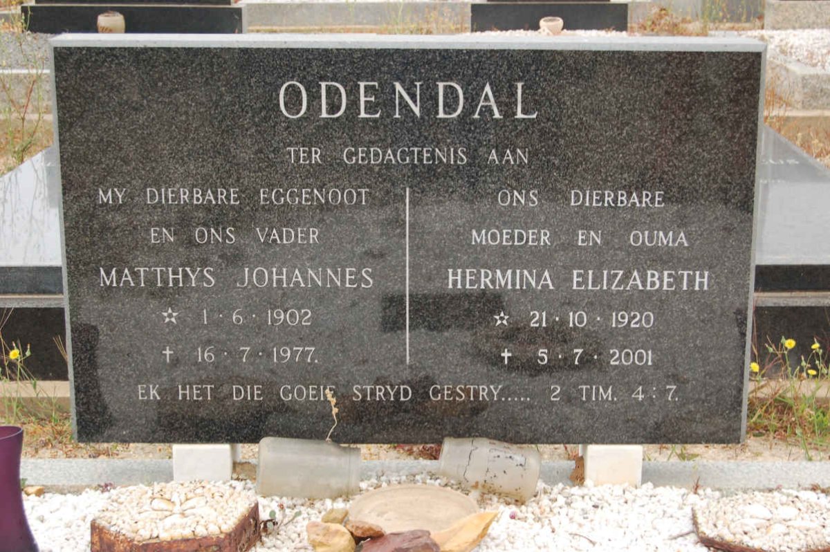 ODENDAL Matthys Johannes 1902-1977 &amp; Hermina Elizabeth 1920-2001