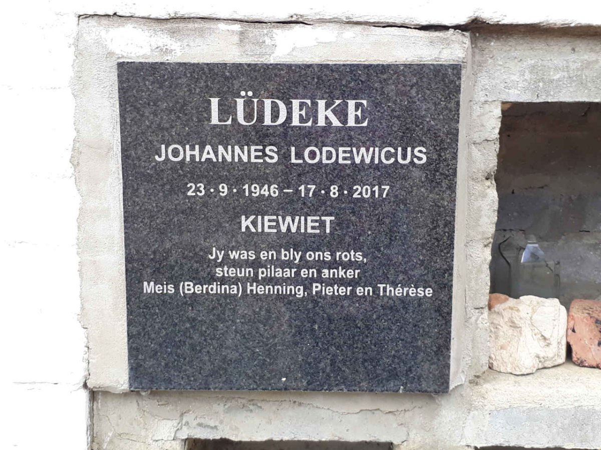 LÜDEKE Johannes Lodewicus 1946-2017