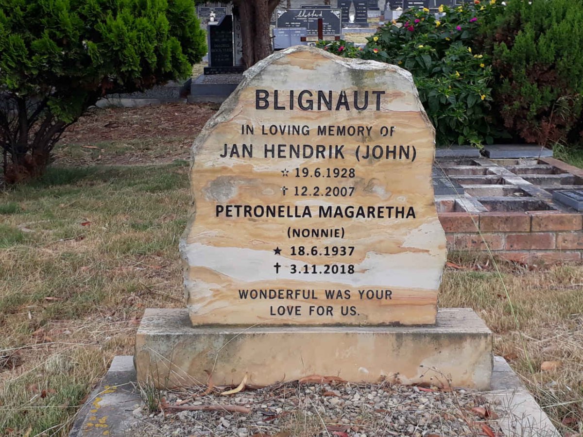 BLIGNAUT Jan Hendrik 1928-2007 &amp; Petronella Magaretha 1937-2018