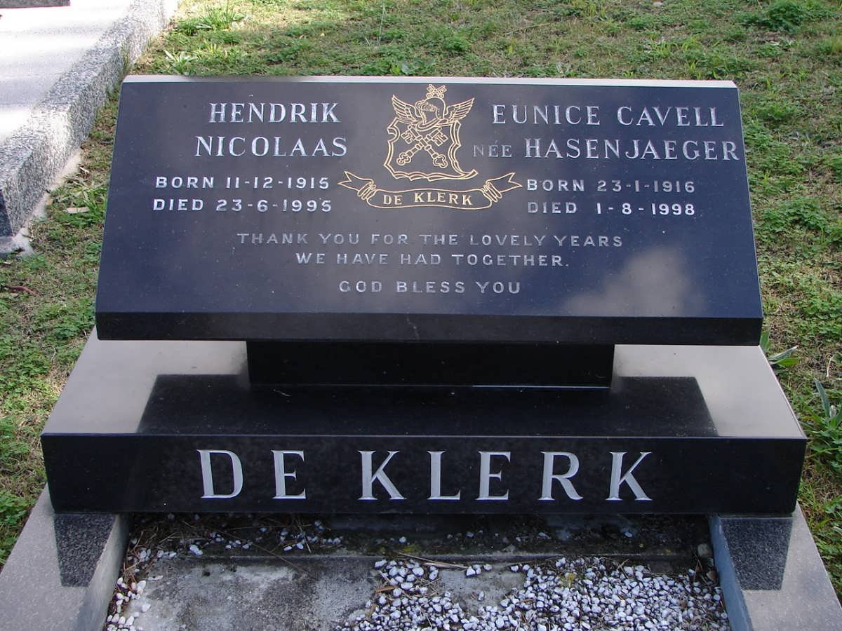 KLERK Hendrik Nicolaas, de 1915-1995 &amp; Eunice Cavell HASENJAEGER 1916-1998