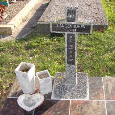 LANGENHOVEN Hennie 1926-1998