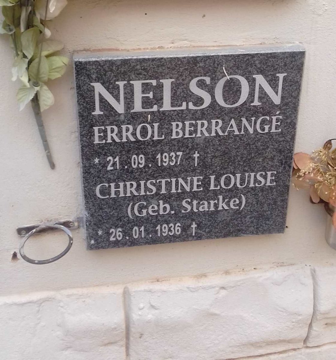 NELSON Errol Berrange 1937- &amp; Christine Louise nee STARKE 1936