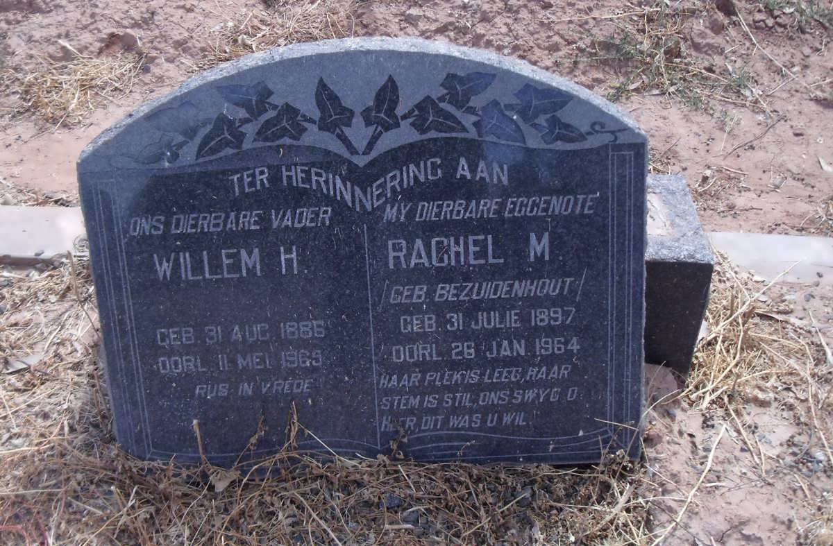 ? Willem H. 1886-1969 &amp; Rachel M. BEZUIDENHOUT 1897-1964