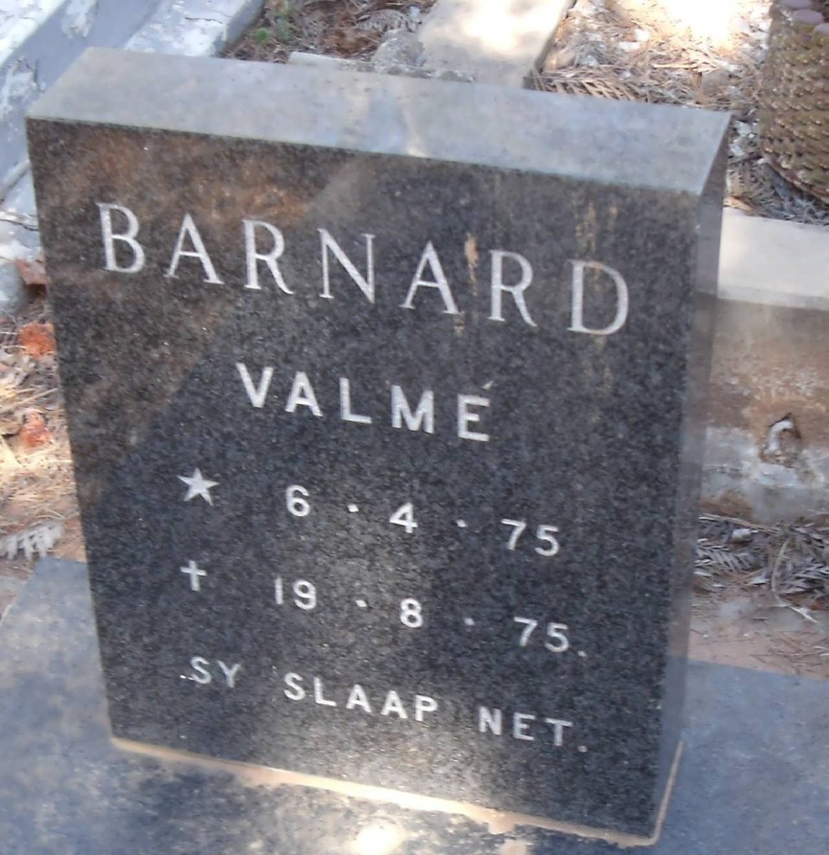 BARNARD Valmé 1975-1975