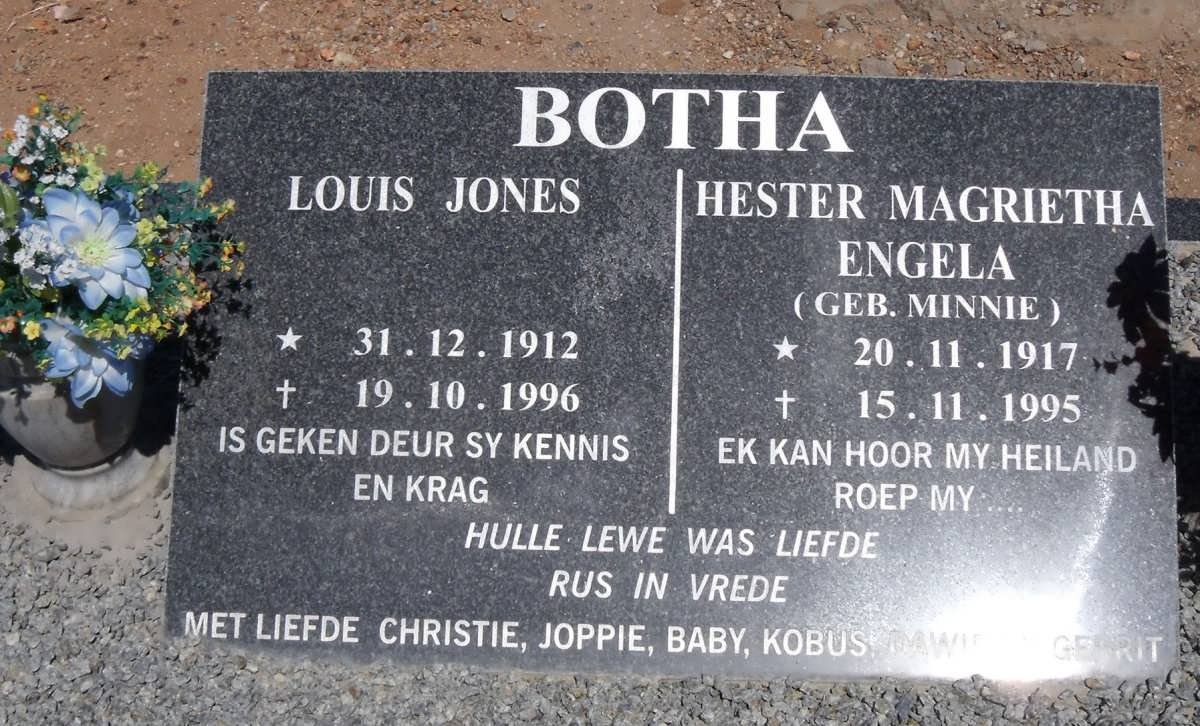 BOTHA Louis Jones 1912-1996 &amp; Hester Magrietha Engela MINNIE 1917-1995