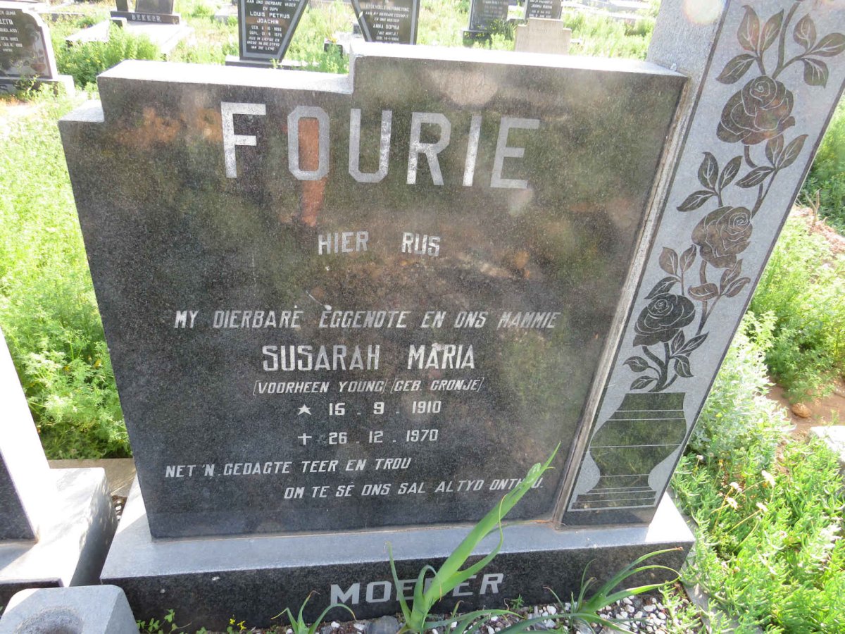 FOURIE Susarah Maria also YOUNG nee CRONJE 1910-1970