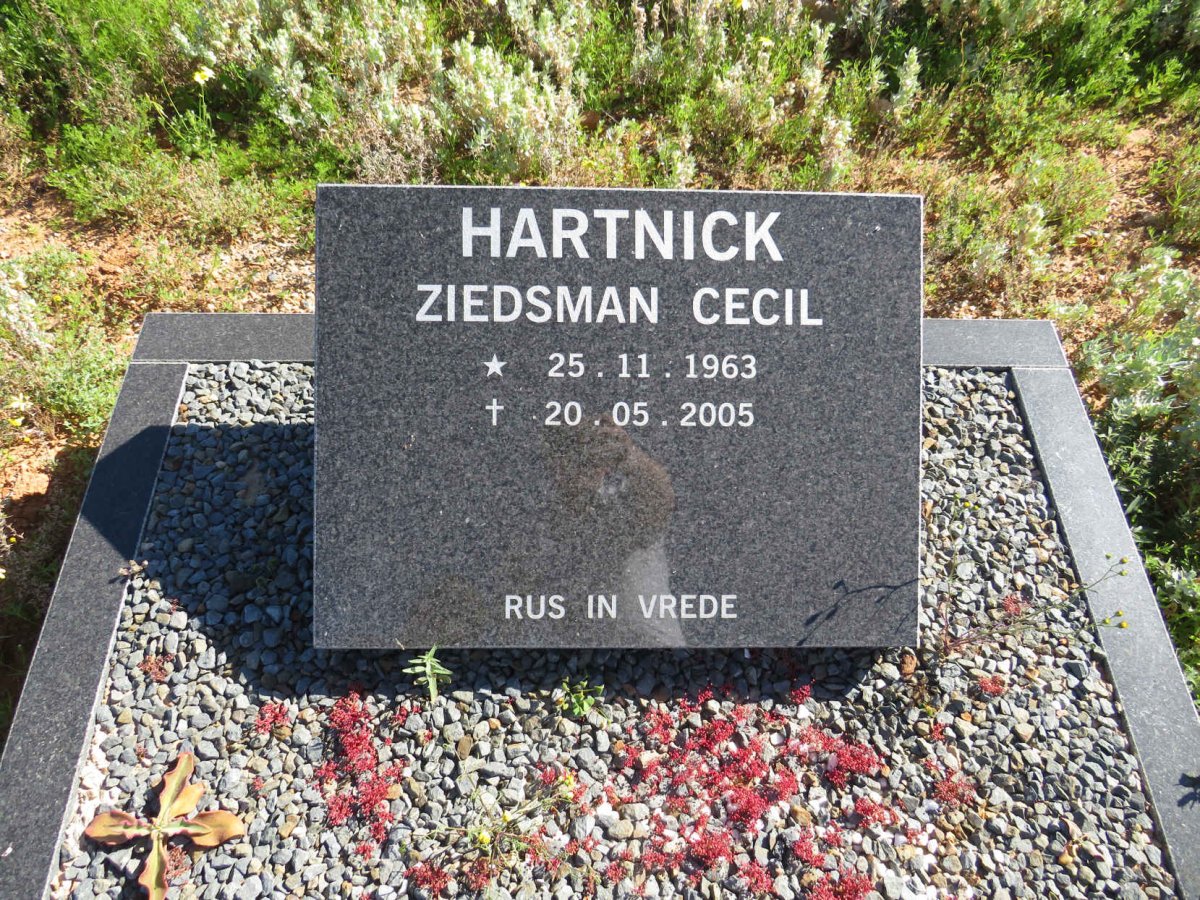 HARTNICK Ziedsman Cecil 1963-2005