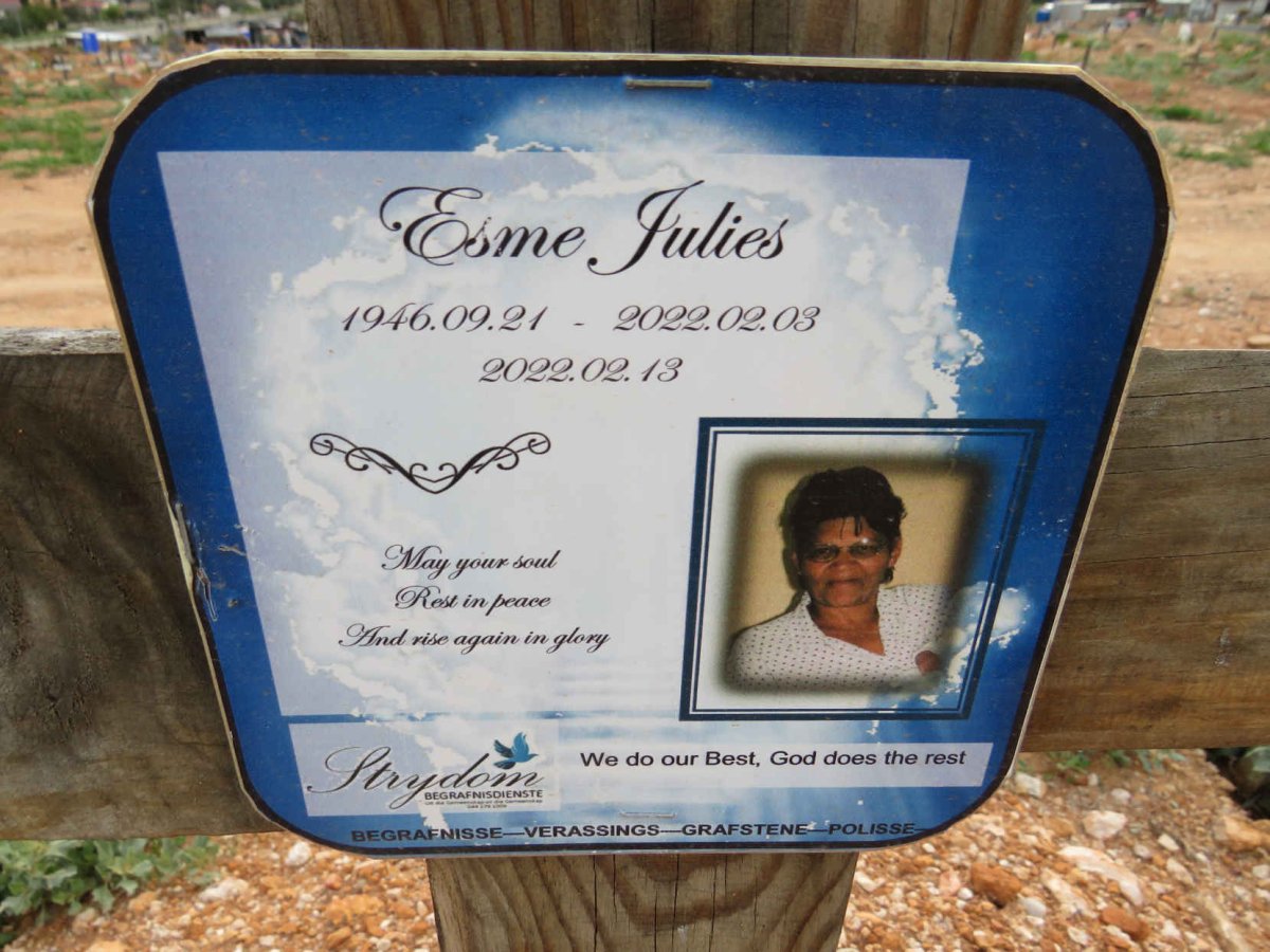 JULIES Esme 1946-2022