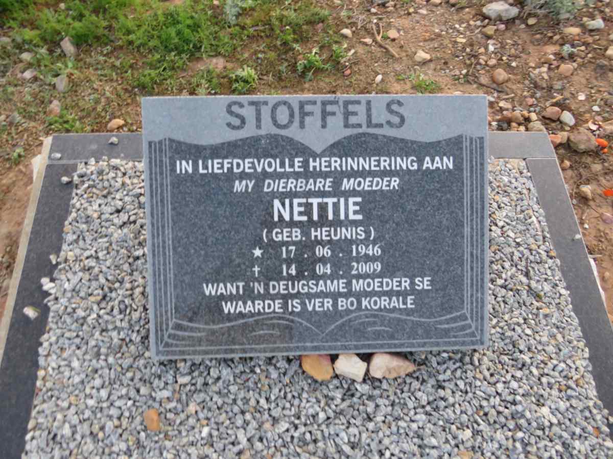 STOFFELS Nettie nee HEUNIS 1946-2009