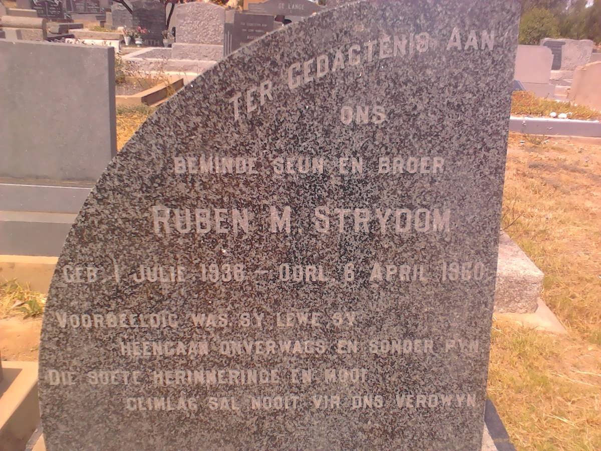 STRYDOM Ruben M. 1936-1960