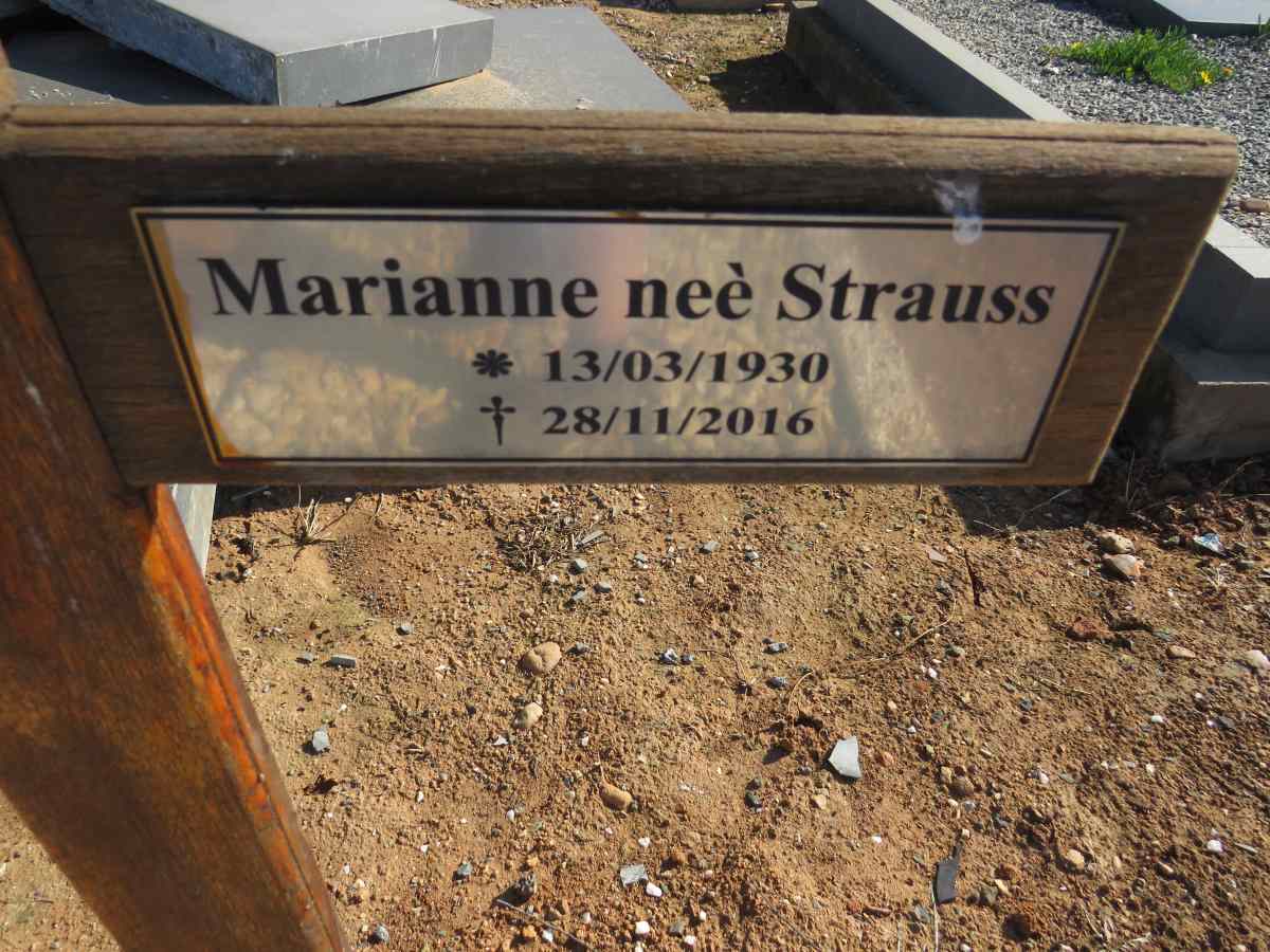 STRAUSS Marianne 1930-2016