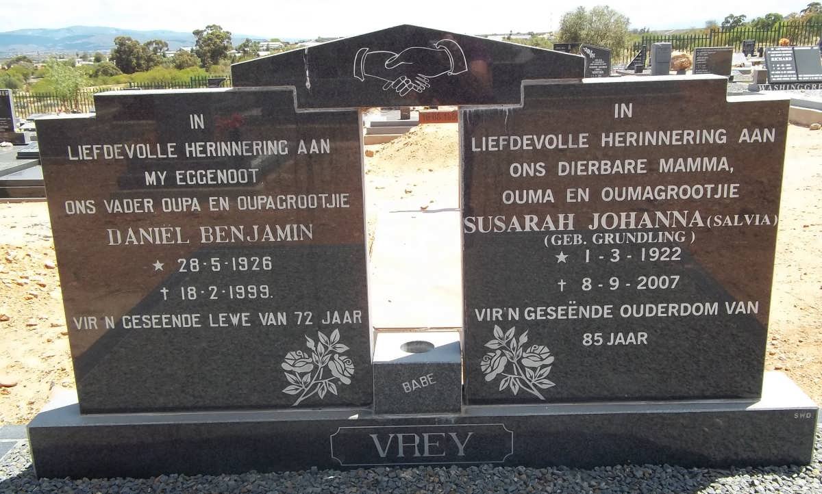 VREY Daniel Benjamin 1926-1999 &amp; Susarah Johanna GRUNDLING 1922-2007