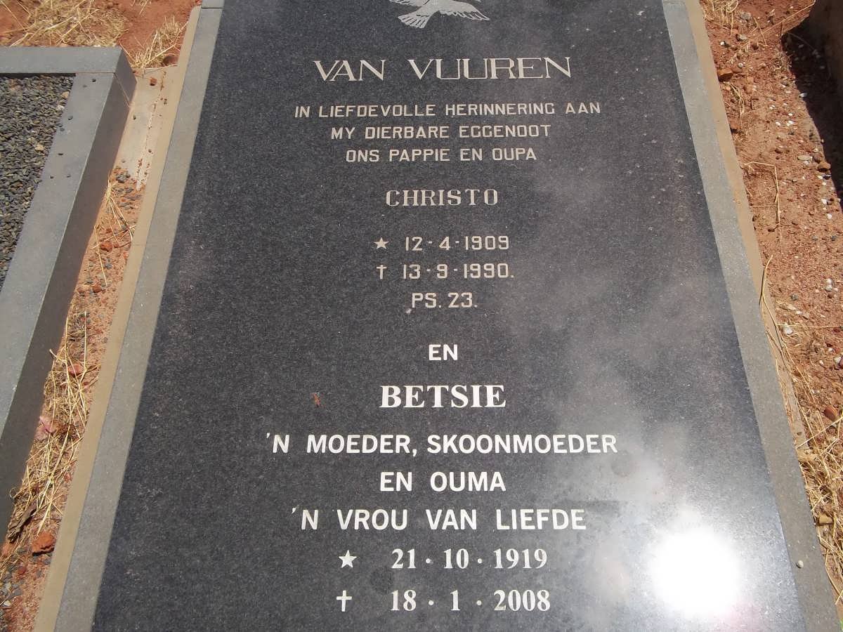 VUUREN Christo, van 1909-1990 &amp; Betsie 1919-2008