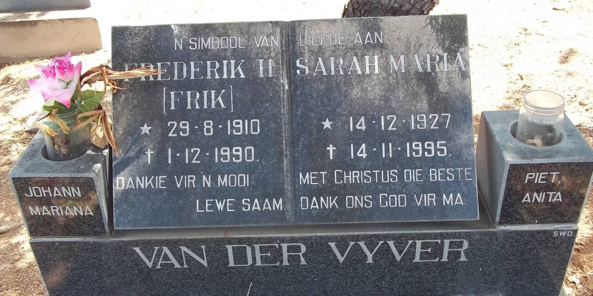 VYVER Frederik H., van der  1910-1990 &amp; Sarah Maria 1927-1995