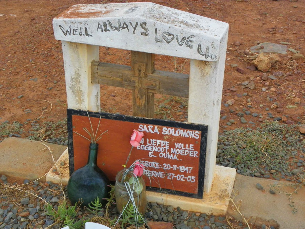 SOLOMONS Sara 1947-2005