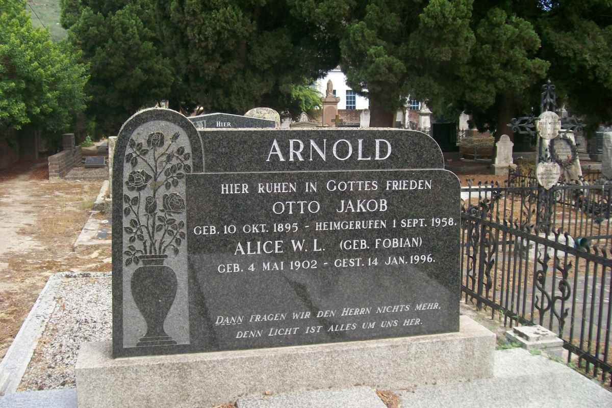 ARNOLD Otto Jakob 1895-1958 &amp; Alice W.L. FOBIAN 1902-1996