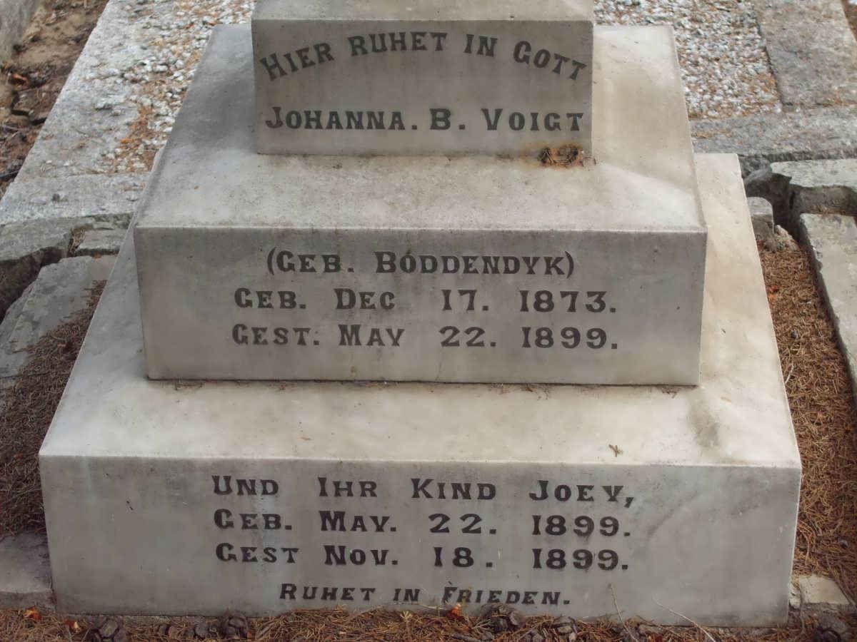 VOIGT Johanna B. nee BODDENDYK 1873-1899 :: VOIGT Joey 1899-1899