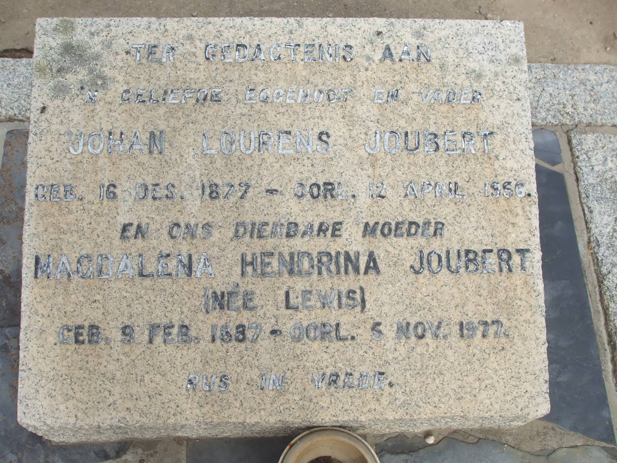 JOUBERT Johan Lourens 1877-1956 &amp; Magdalena Hendrina LEWIS 1887-1977