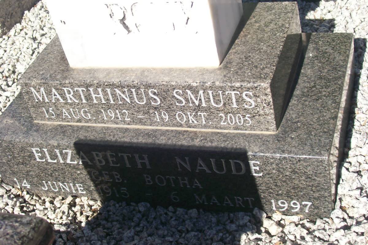 ROUX Marthinus Smuts, le 1912-2005 &amp; Elizabeth NAUDE nee BOTHA 1915-1997