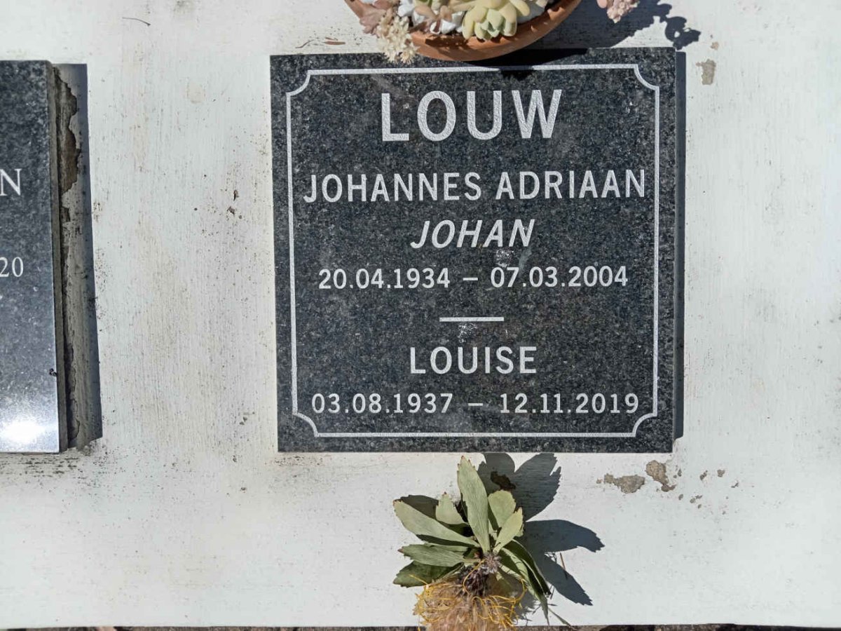 LOUW Johannes Adriaan 1934-2004 &amp; Louise 1937-2019