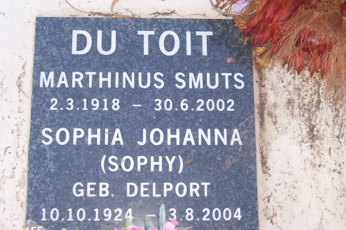 TOIT Marthinus Smuts 1918-2002 &amp; Sophia Johanna DELPORT 1924-2004