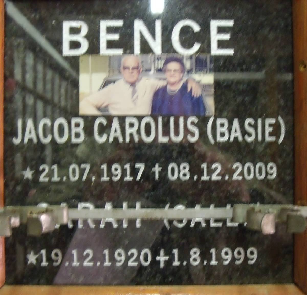 BENCE Jacob Carolus 1917-2009 &amp; Sarah 1920-1999