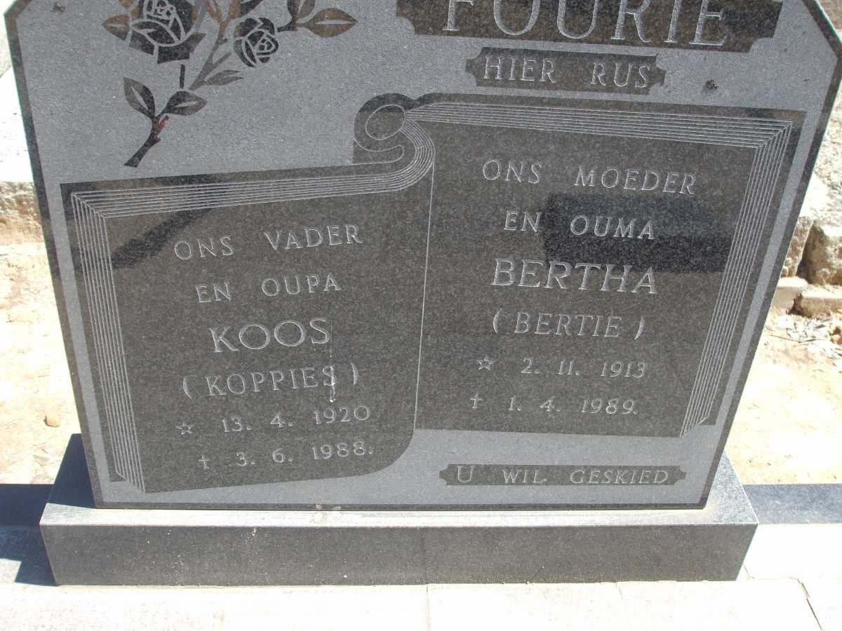 FOURIE Koos 1920-1988 &amp; Bertha 1913-1989
