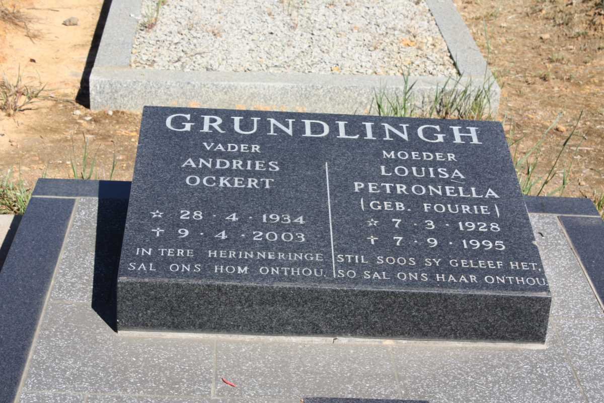GRUNDLINGH Andries Ockert 1934-2003 &amp; Louisa Petronella FOURIE 1928-1995