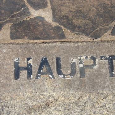 HAUPT Pierre C.L. 1883-1954 &amp; Elizabeth Jacoba DE VILLIERS 1884-1969