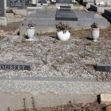 JOUBERT :: STOLTZ