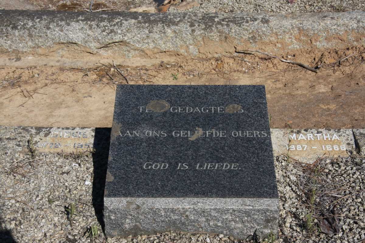 JOUBERT Gielie 1879-1952 &amp; Martha 1887-1966