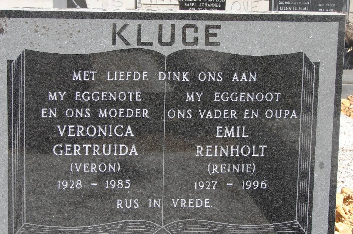 KLUGE Emil Reinholt 1927-1996 &amp; Veronica Gertruida 1928-1985