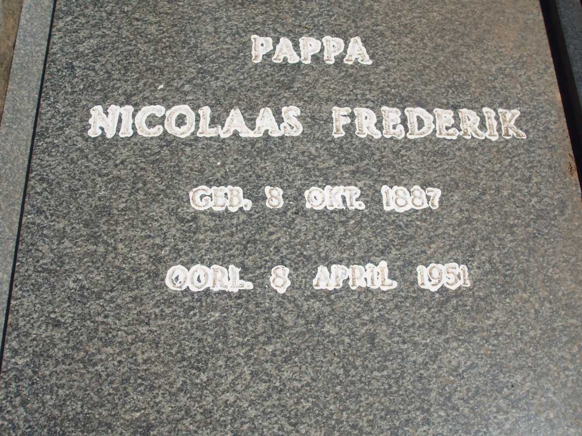 MOSTERT Nicolaas Frederik 1887-1951 & Johanna Jacobmina Elizabeth SMITH 1895-1982