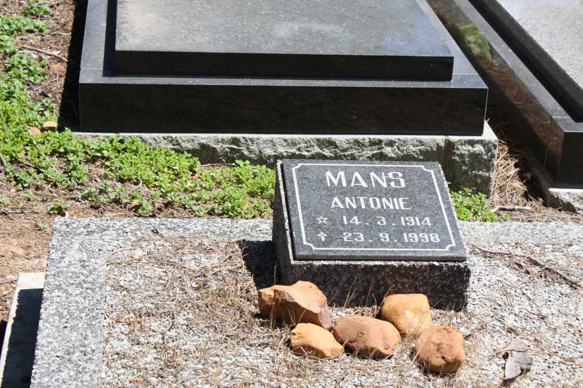 MANS Antonie 1914-1998