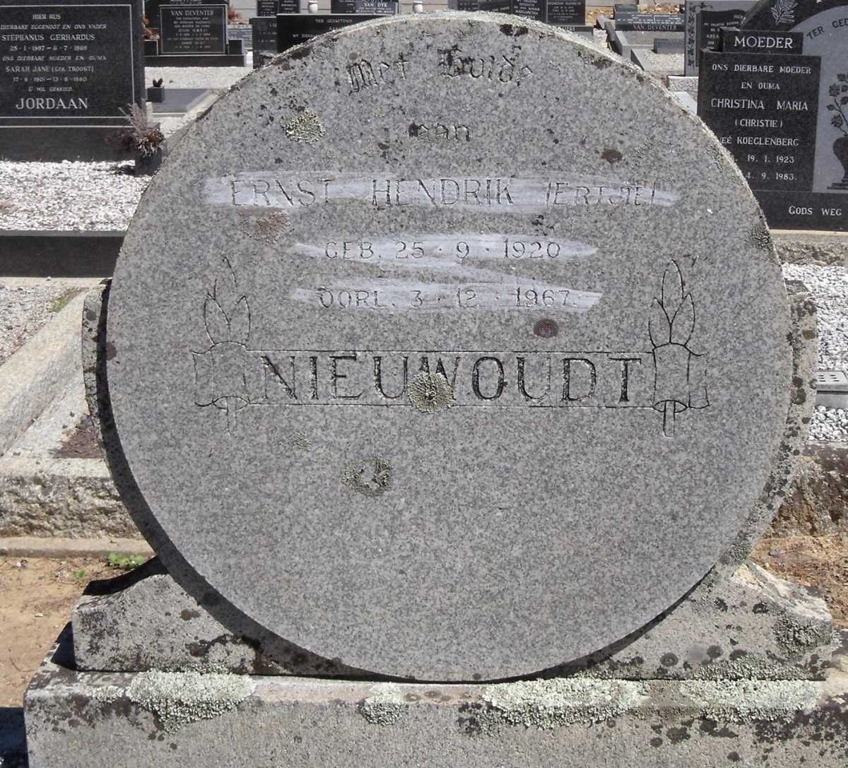 NIEUWOUDT Ernst Hendrik 1920-1967