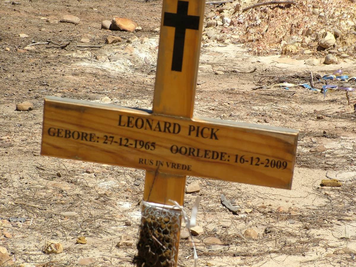 PICK Leonard 1965-2009