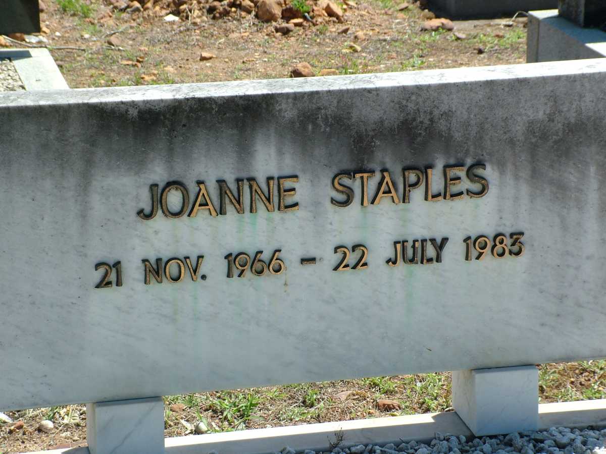 STAPLES Joanne 1966-1983
