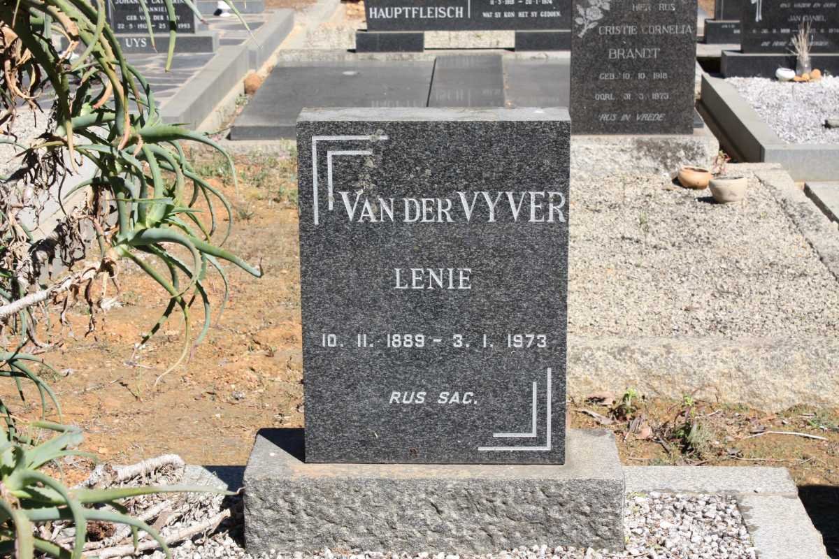 VYVER Lenie, van der 1889-1973