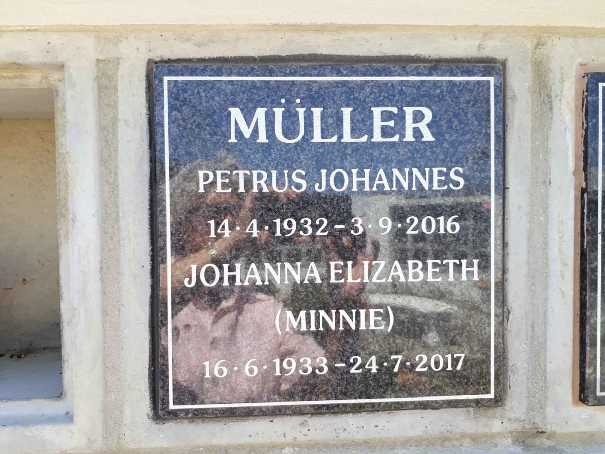 MULLER Petrus Johannes 1932-2016 &amp; Johanna Elizabeth 1933-2017