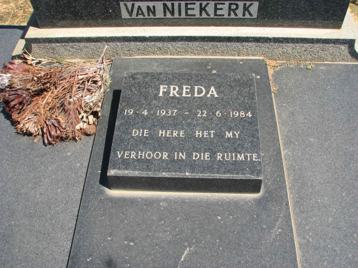 NIEKERK Freda, van 1937-1984