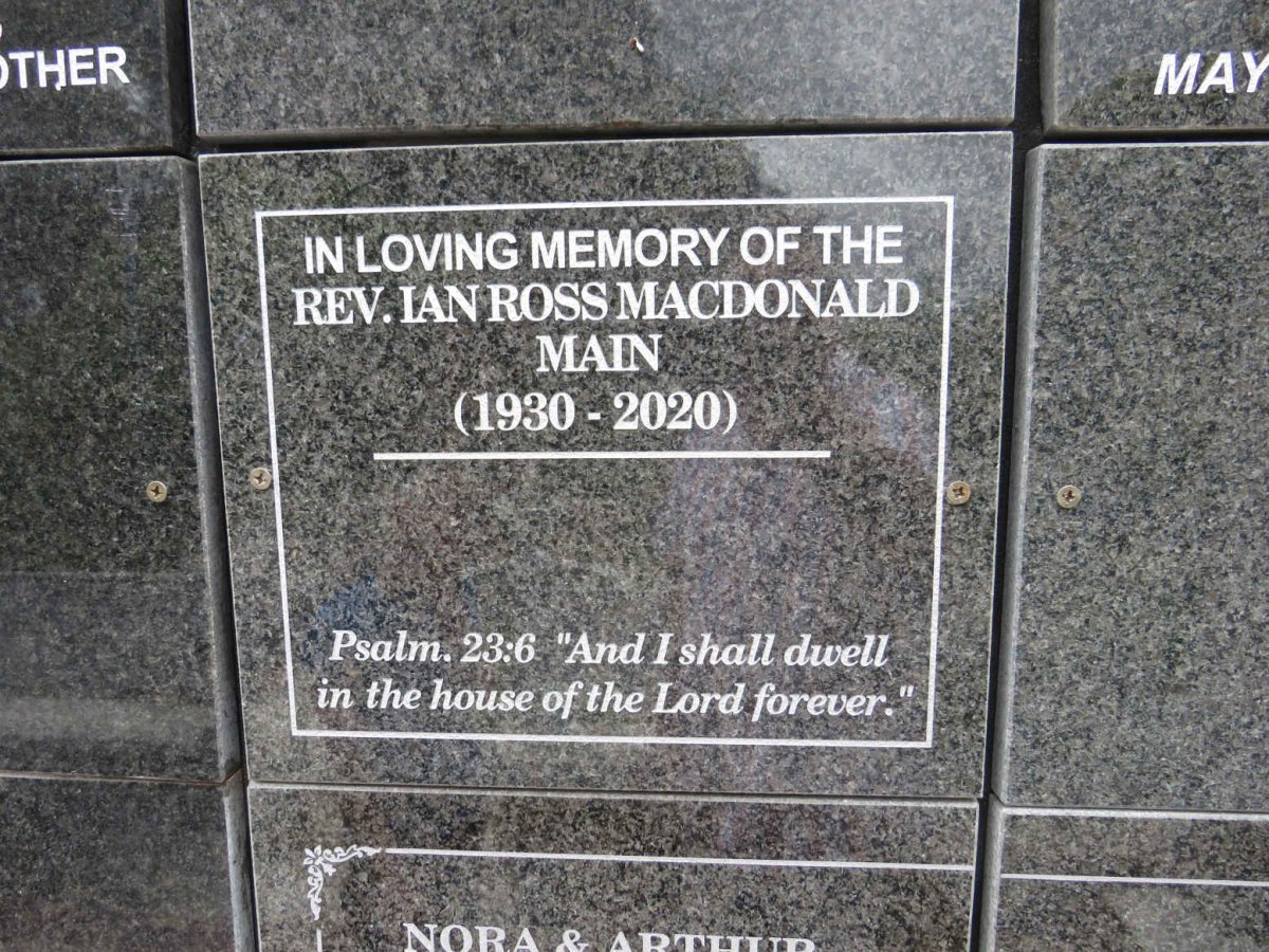 MAIN Ian Ross MacDonald 1930-2020