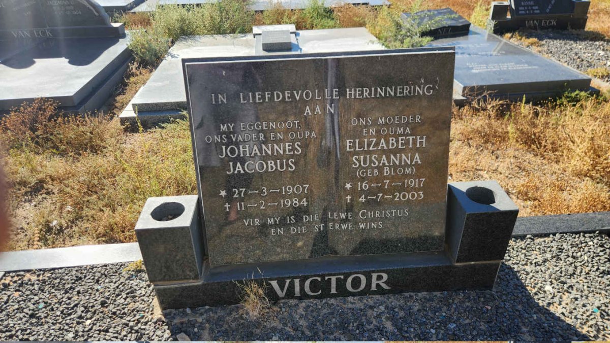 VICTOR Johannes Jacobus 1907-1984 & Elizabeth Susanna BLOM 1917-2003