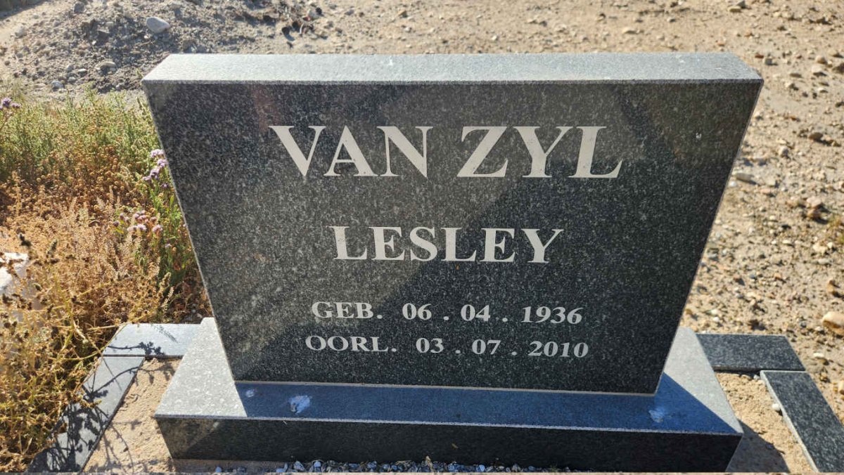 ZYL Lesley, van 1936-2010