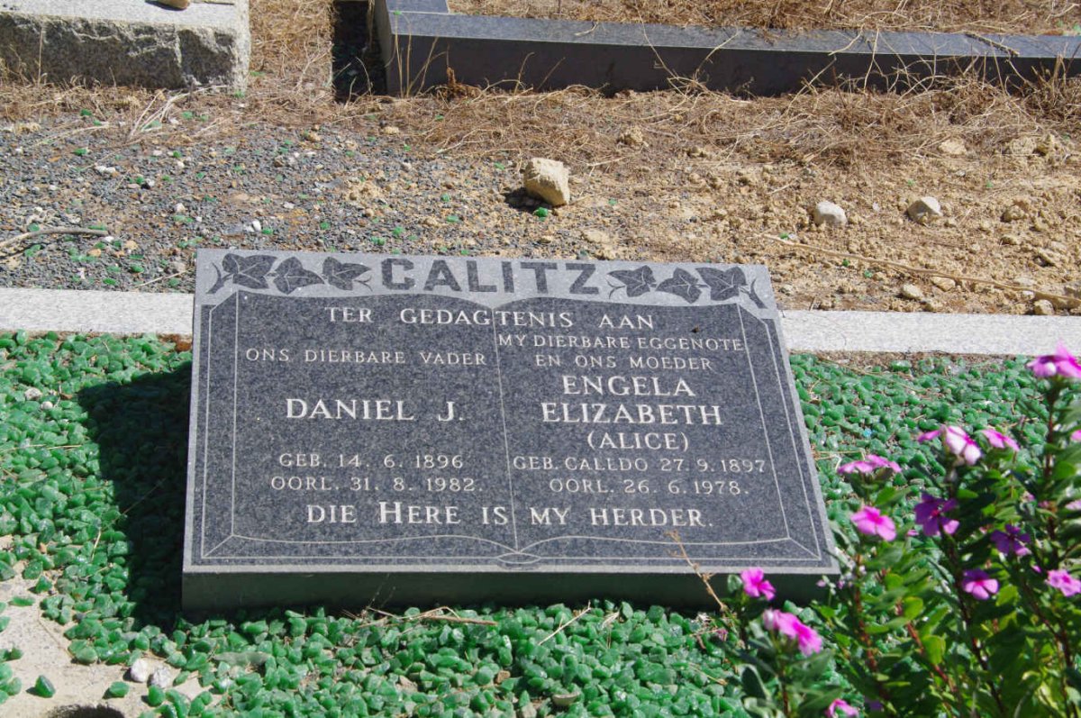 CALITZ Daniel J. 1896-1982 &amp; Engela Elizabeth 1897-1978