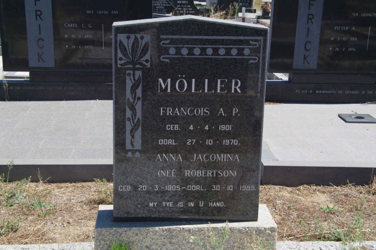 MOLLER Francois A.P. 1901-1970 &amp; Anna Jacomina ROBERTSON 1905-1989