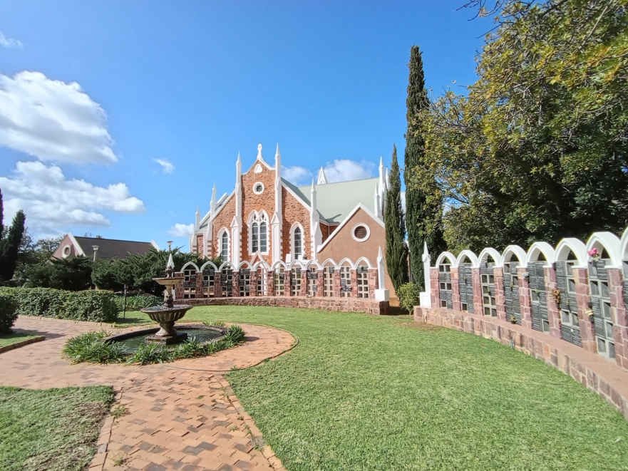 2. Overview/Oorsig