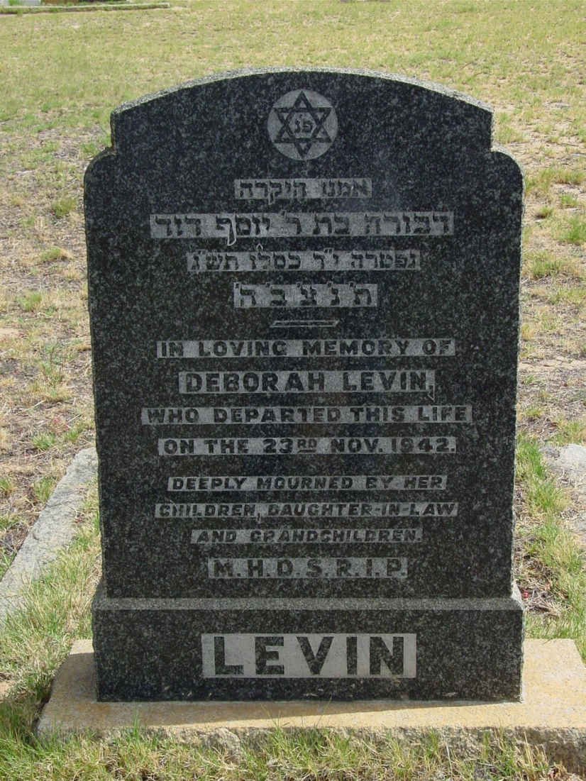 LEVIN Deborah -1942