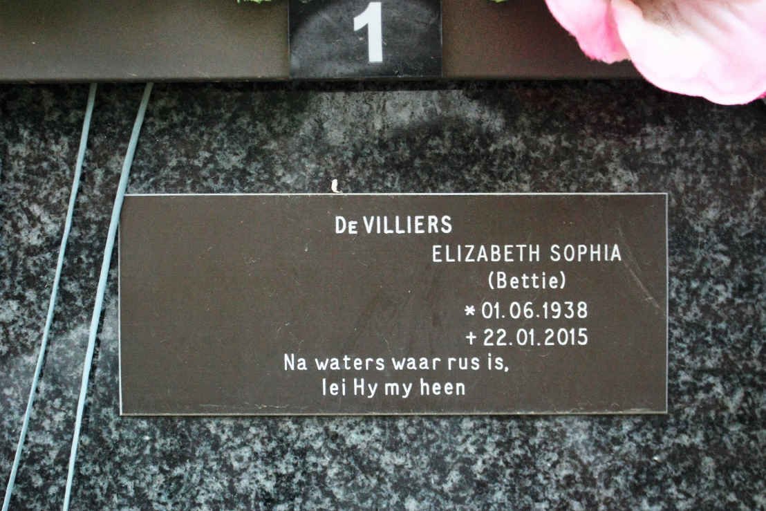VILLIERS Elizabeth Sophia, de 1938-2015
